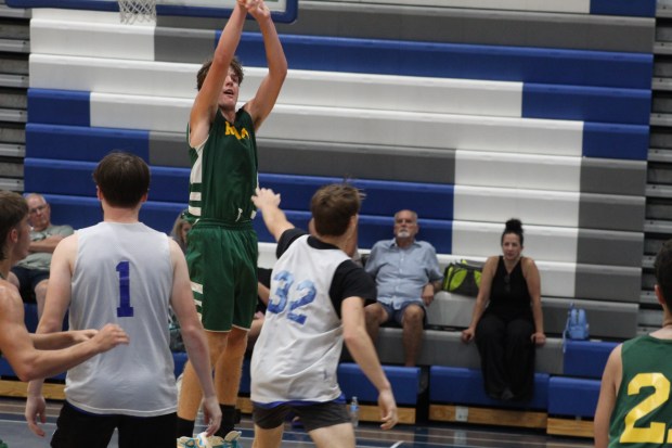 The Flat Rock and Southgate Anderson boys' basketball teams were...