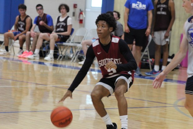 The Flat Rock and Southgate Anderson boys' basketball teams were...