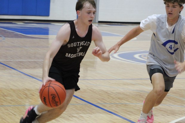 The Flat Rock and Southgate Anderson boys' basketball teams were...