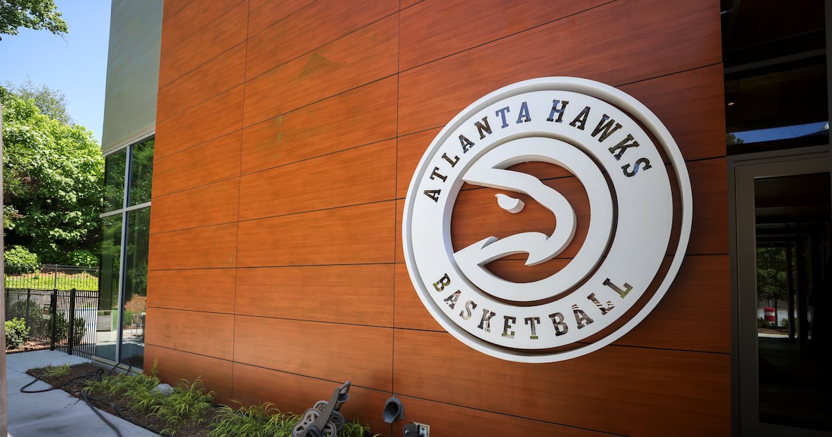 Atlanta Hawks inking deals on two front office hires