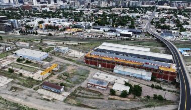 Broncos, Denver Water in talks over campus near Burnham Yard