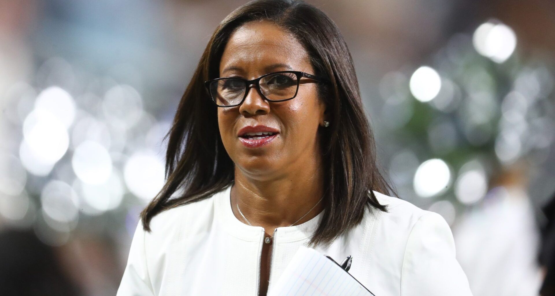 Mike Breen addresses Lisa Salters' NBA Finals absence