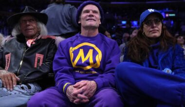 Red Hot Chili Peppers' Flea discusses his love for Lakers, Kobe, Magic Johnson