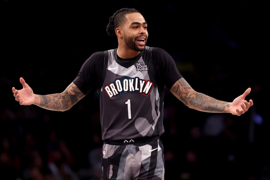 Stein's Latest: Mavs, D-Lo, Paul, Exum, Sixers, Hawks