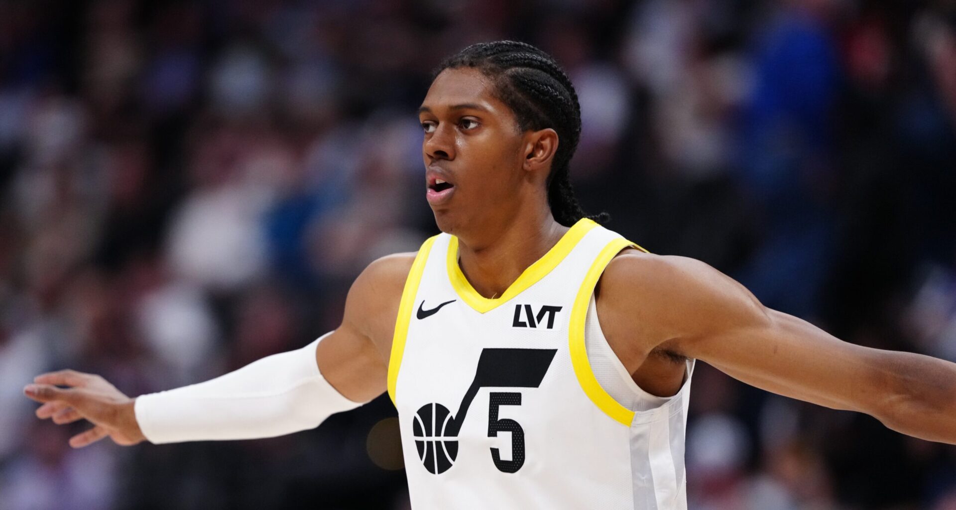 Cody Williams Shocks NBA Fans with Supportive Finals Role