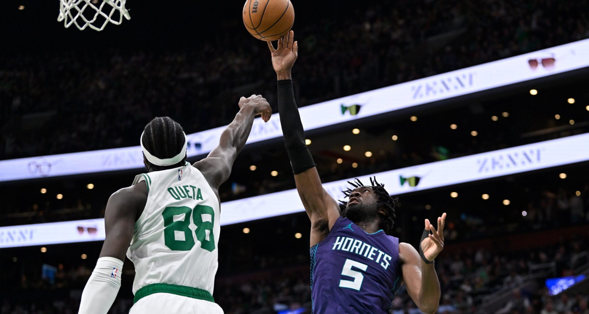 Mark Williams Sparks Trade Buzz as Hornets Seek Offers