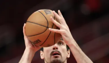 Dario Saric surprises by picking up player option as NBA offseason trade frenzy intensifies