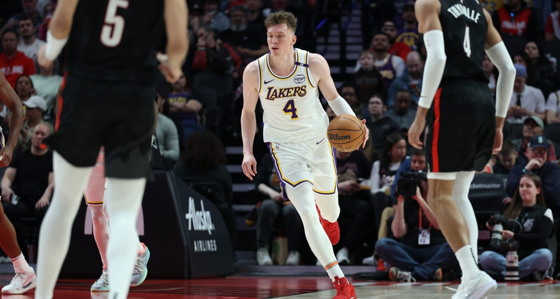 Austin Reaves Backs Dalton Knecht as Lakers' Soaring Star