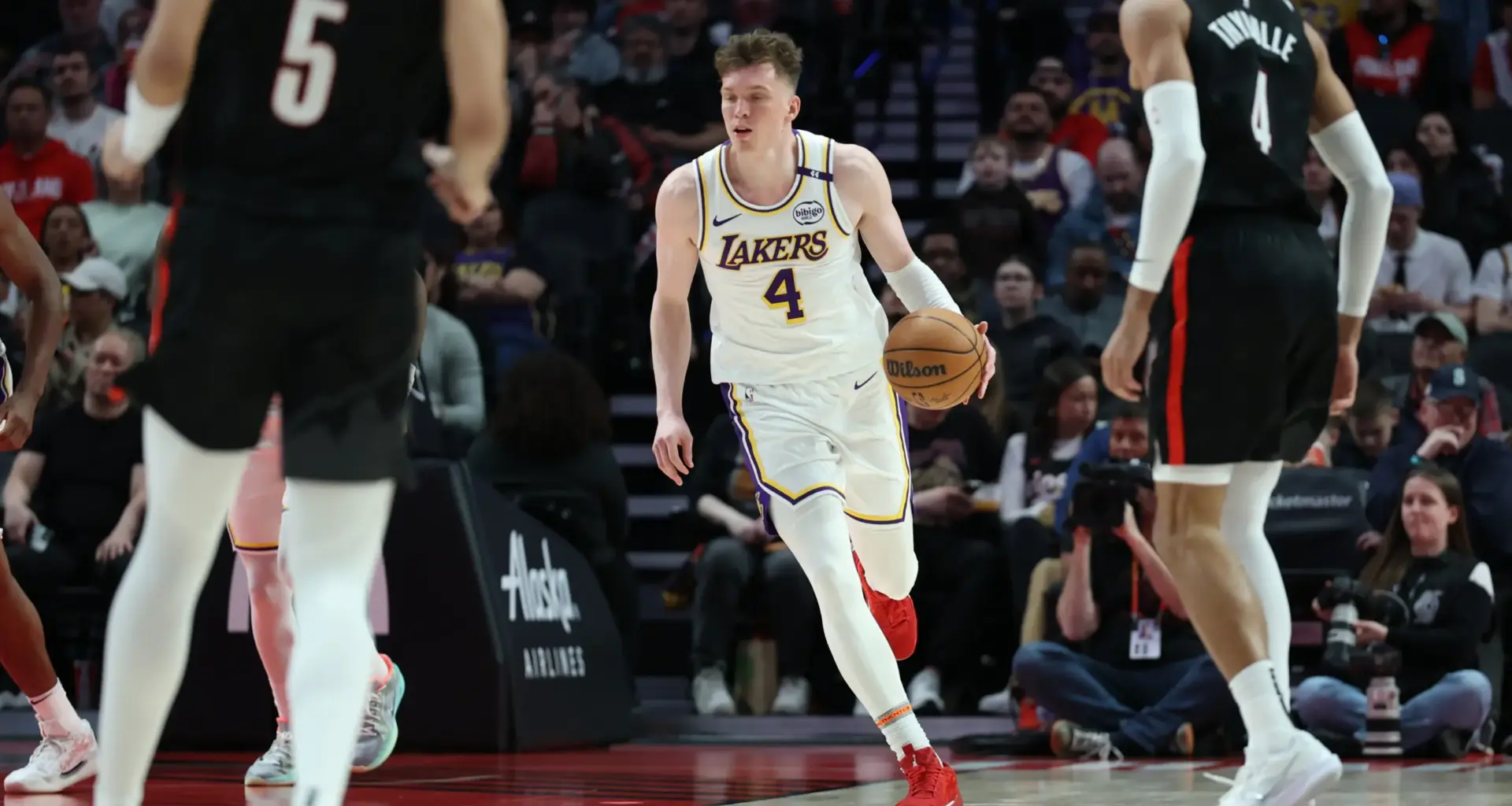 Dalton Knecht faces trade turmoil as Lakers eye $49.5M star to fill critical center void