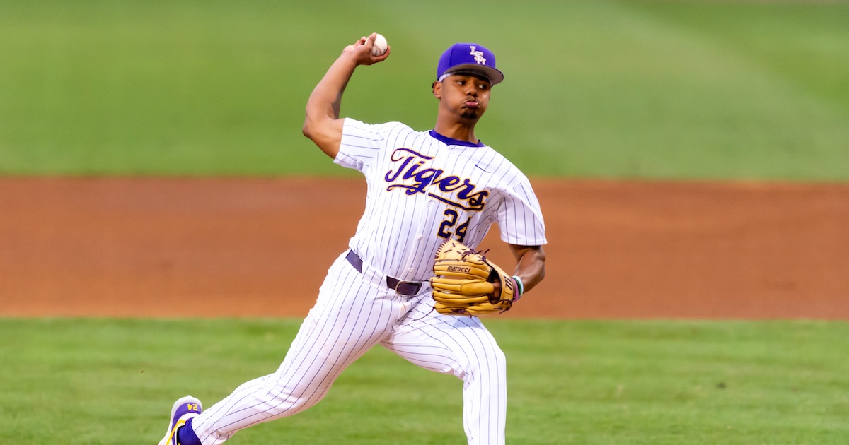 NCAA Baseball: College World Series-Arkansas v LSU