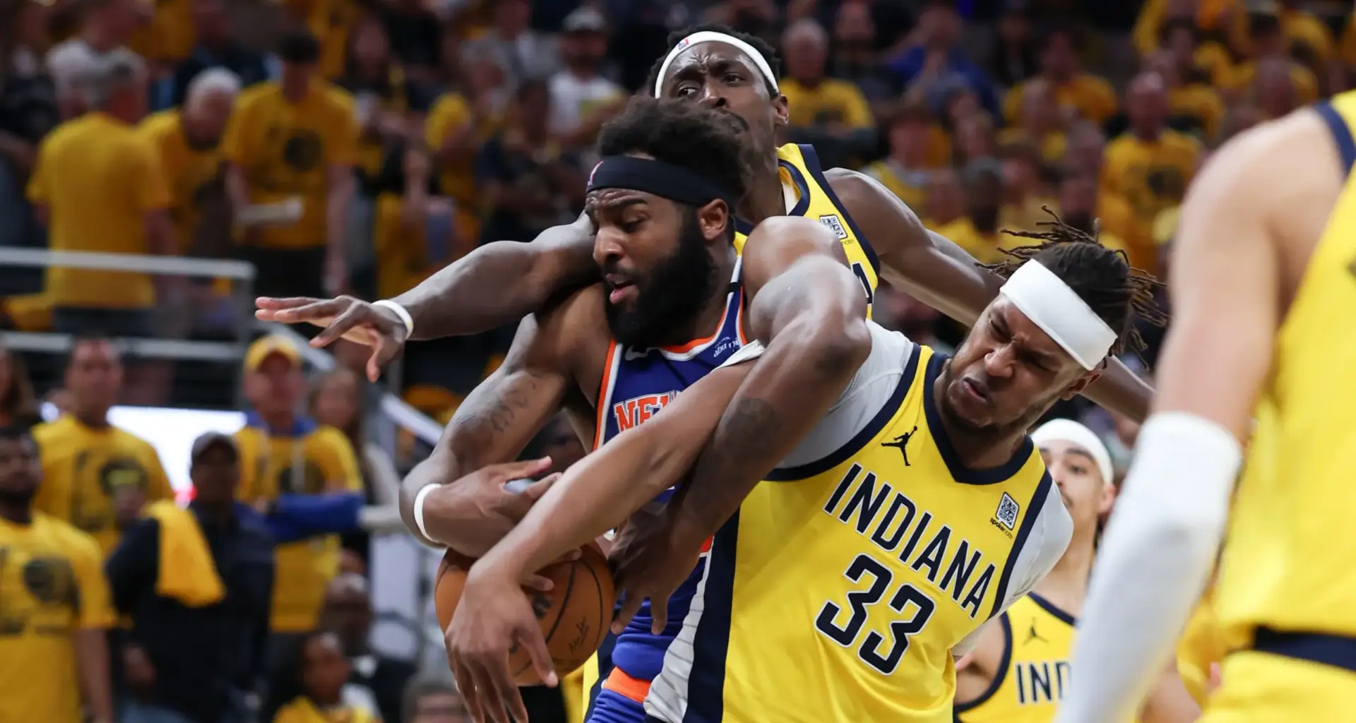 Mitchell Robinson dreams of Knicks' championship parade with 40-foot trailer and mic in hand