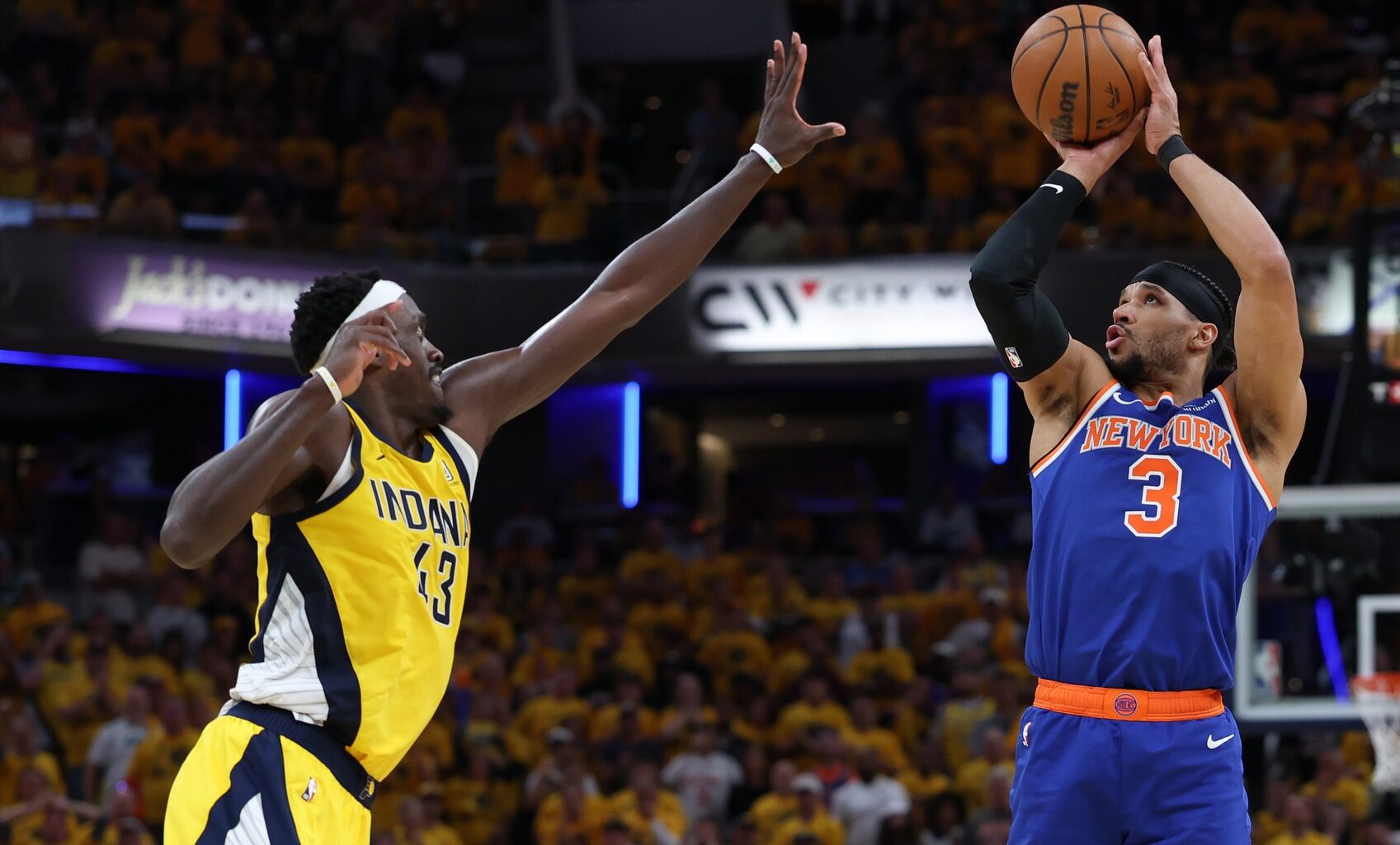 May 31, 2025; Indianapolis, Indiana, USA; New York Knicks guard Josh Hart (3) shoots the ball against Indiana Pacers forward Pascal Siakam (43) in the third quarter during game six of the eastern conference finals for the 2025 NBA Playoffs at Gainbridge Fieldhouse. Mandatory Credit: Trevor Ruszkowski-Imagn Images