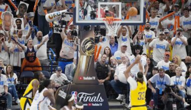 Does it "feel like the NBA Finals" in person?