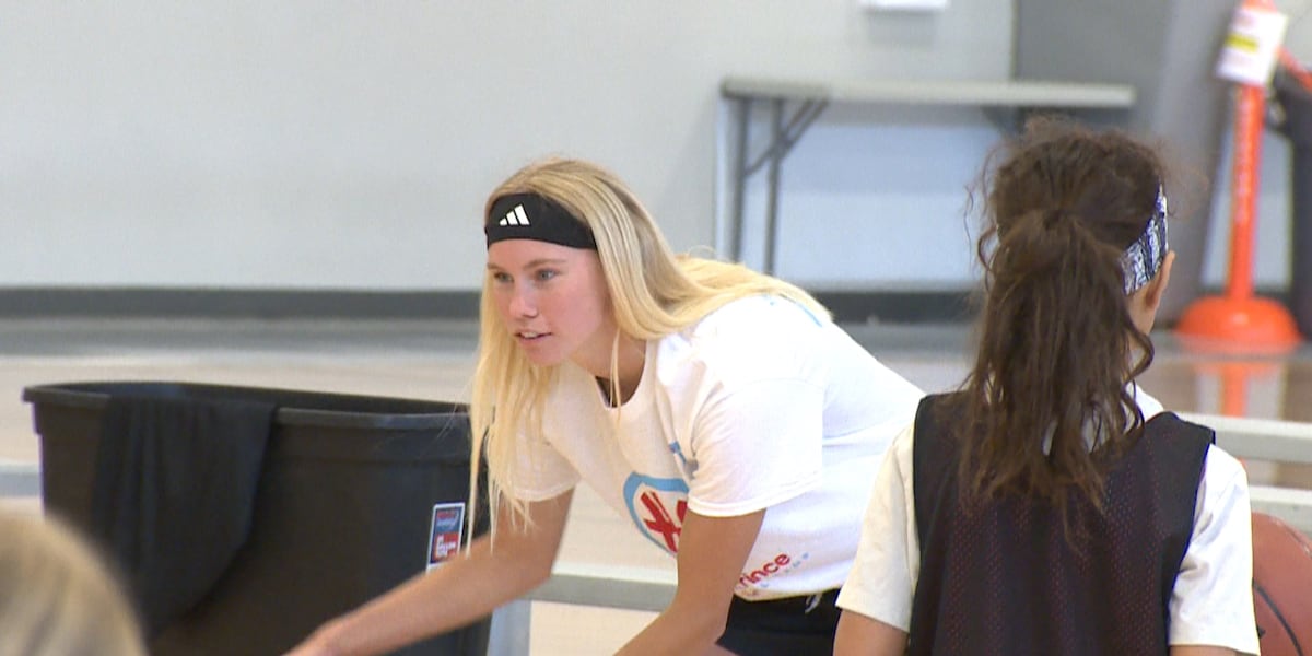 Nebraska’s Britt Prince hosts youth basketball clinic in Elkhorn