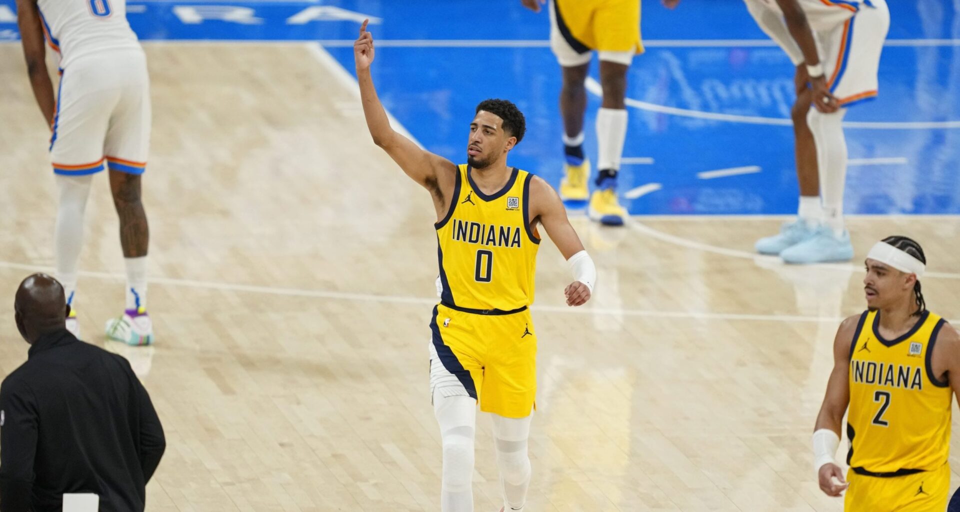 Sportswriters share experiences writing about crazy NBA Finals Game 1: 'Rip it up!'