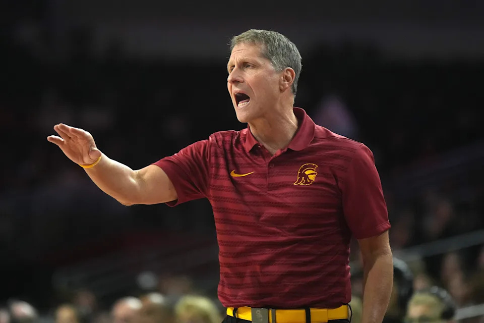 Jan 14, 2025; Los Angeles, California, USA; Southern California Trojans head coach Eric Musselman reacts in the first half against the Iowa Hawkeyes at Galen Center. Mandatory Credit: Kirby Lee-Imagn Images