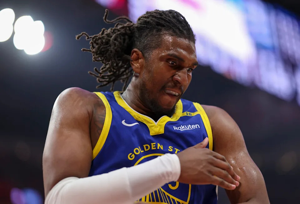 Golden State Warriors forward Kevon Looney (5).Mandatory Credit: Troy Taormina-Imagn Images