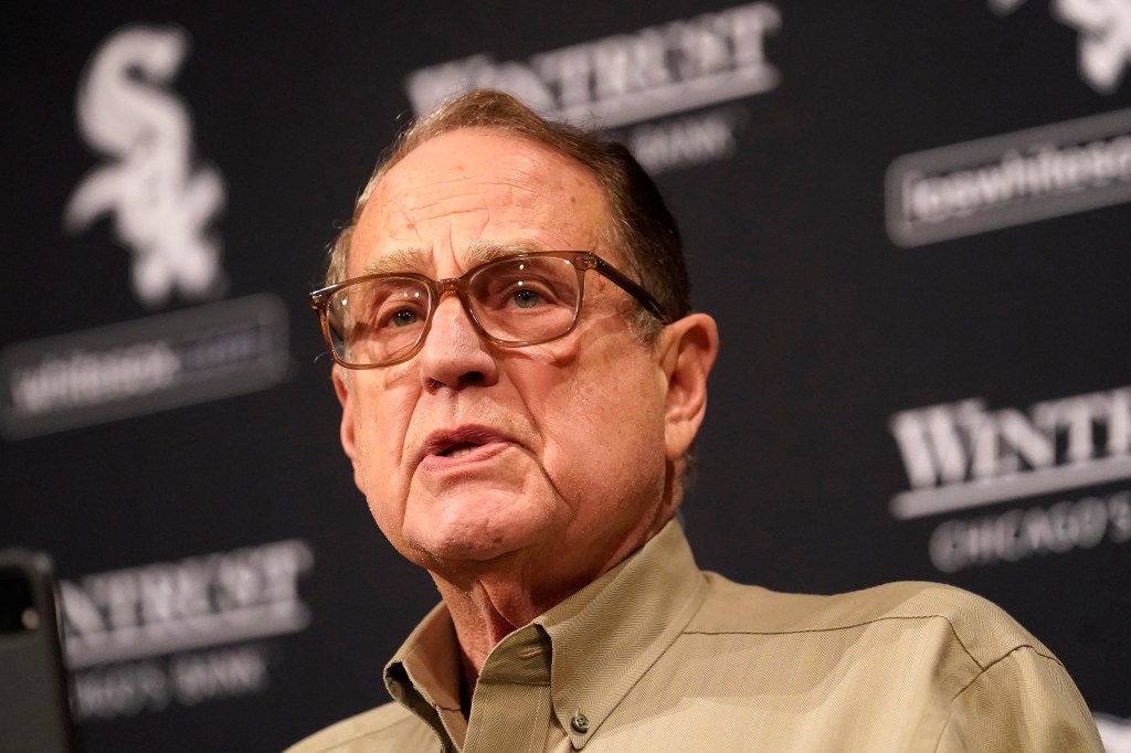 Jerry Reinsdorf speaking at a press conference.