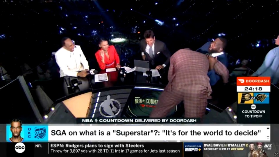 O'Neal made a surprise appearance