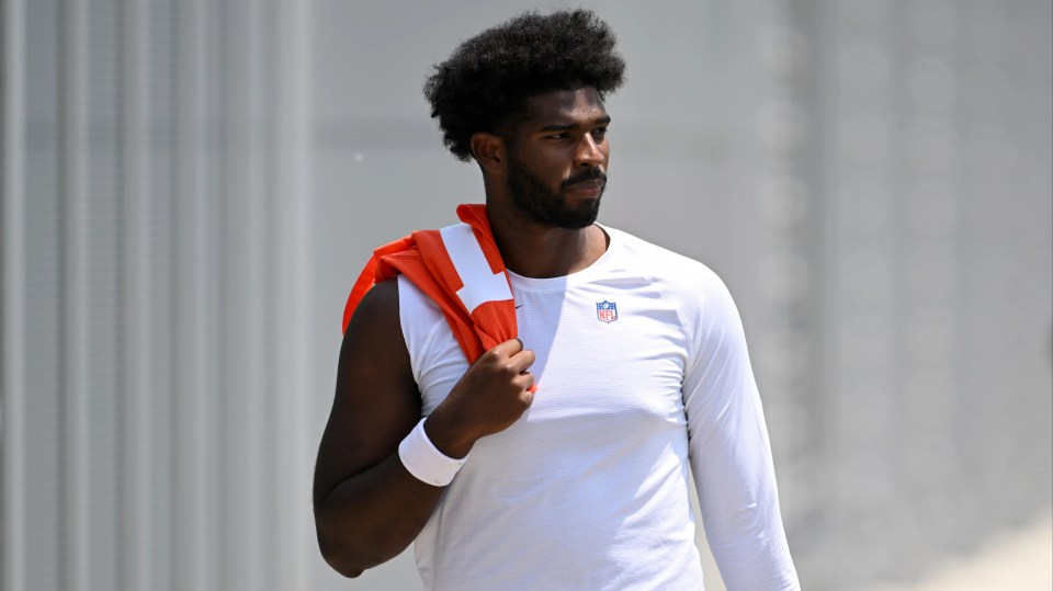 Shedeur Sanders has to prove a lot of critics wrong to become an NFL star