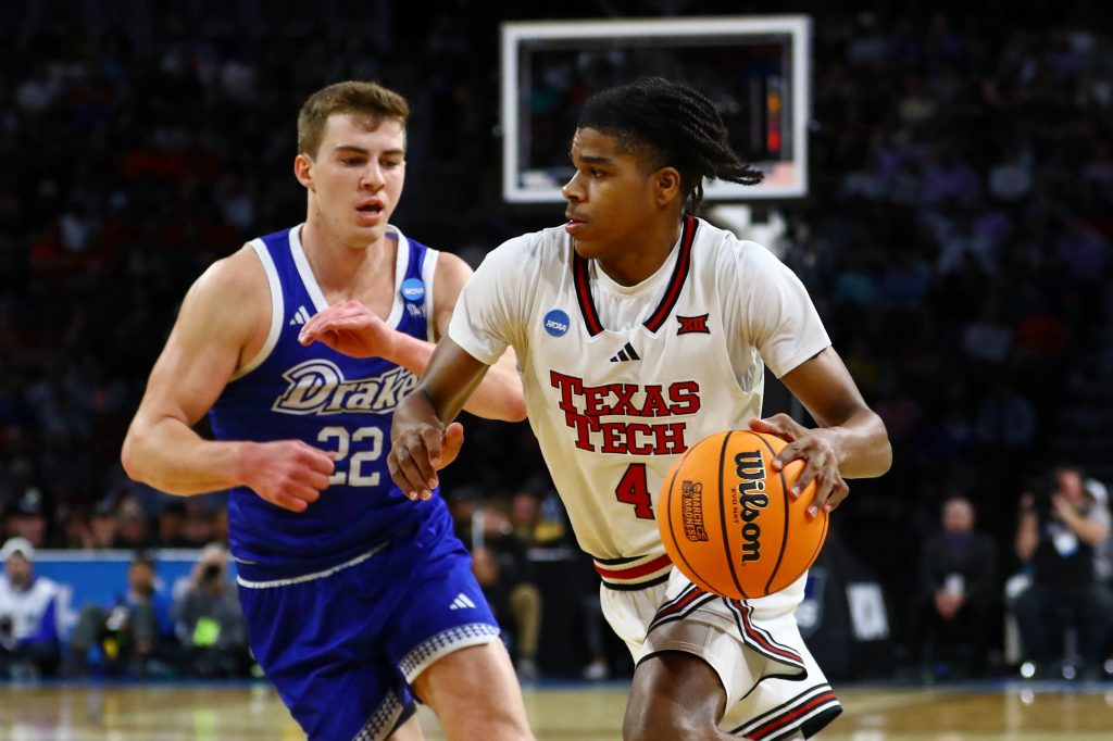 Drake Sharpshooter Who Shot 42.4% From Three Joins Phoenix Suns for 2025 NBA Summer League