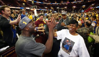 Warriors’ Draymond Green reveals mom’s brutal trash talk during games – NBC Sports Bay Area & California