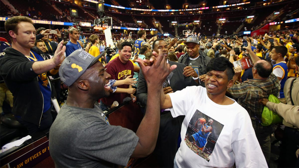 Warriors’ Draymond Green reveals mom’s brutal trash talk during games – NBC Sports Bay Area & California