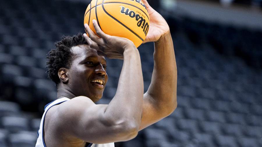 Fousseyni Traore, BYU Basketball, SIG Strasbourg...