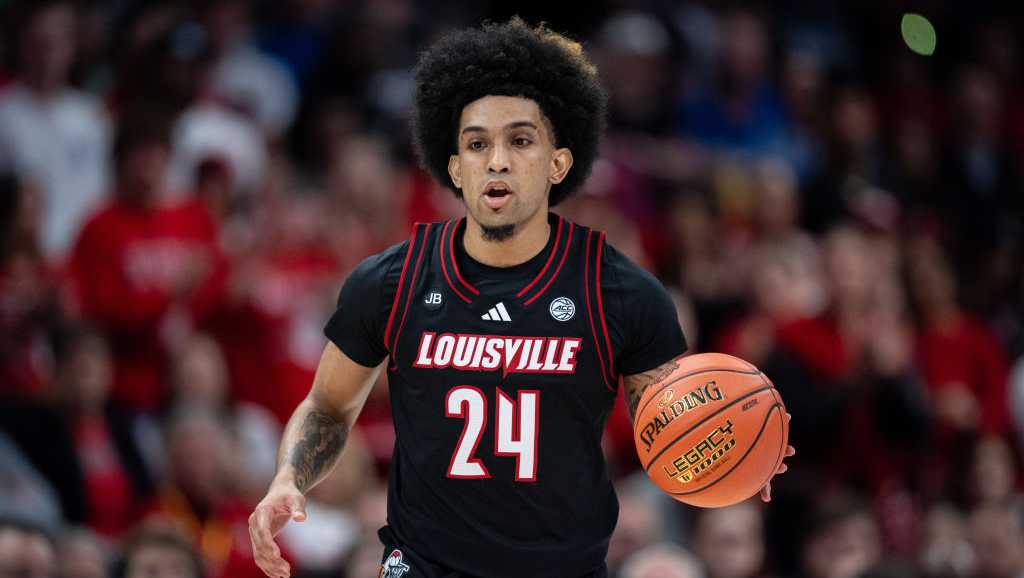 Bellevue West grad Chucky Hepburn signs two-way with Toronto