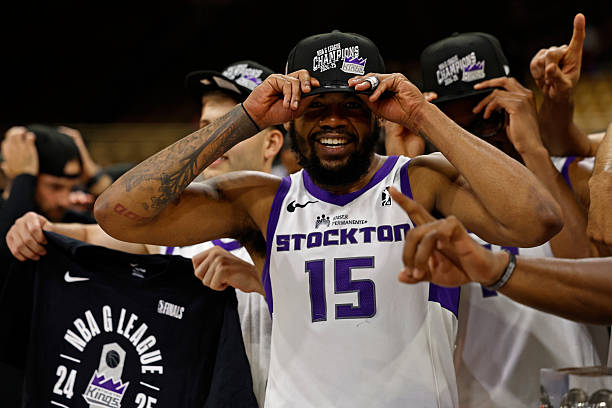 What will the Sacramento Kings do about their two-way deals?