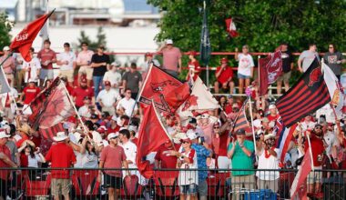 Razorbacks advance to NCAA Tournament super regional