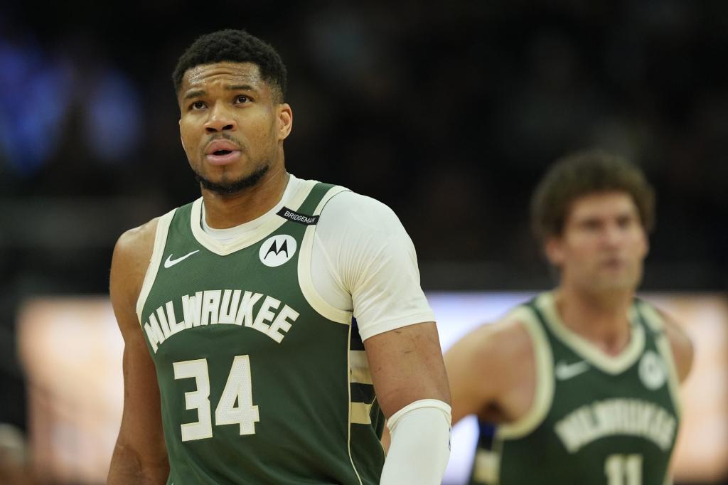 Knicks, Spurs rumored trade targets for Bucks star