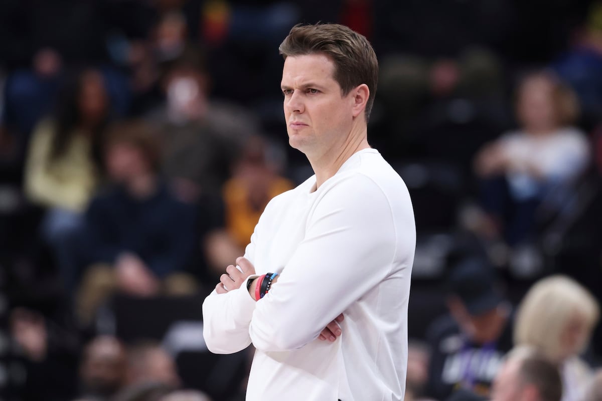 Jazz try out a new tanking strategy against Raptors to secure 8th-straight loss