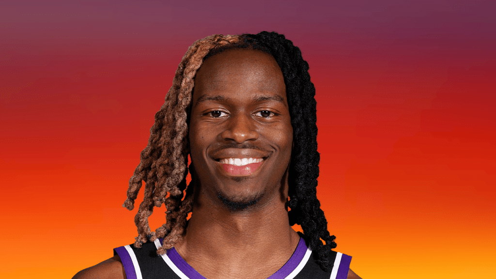 Kings pick up team option on Keon Ellis