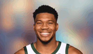 Rival teams skeptical Giannis Antetokounmpo will request trade?