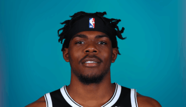 Day’Ron Sharpe to become an unrestricted free agent