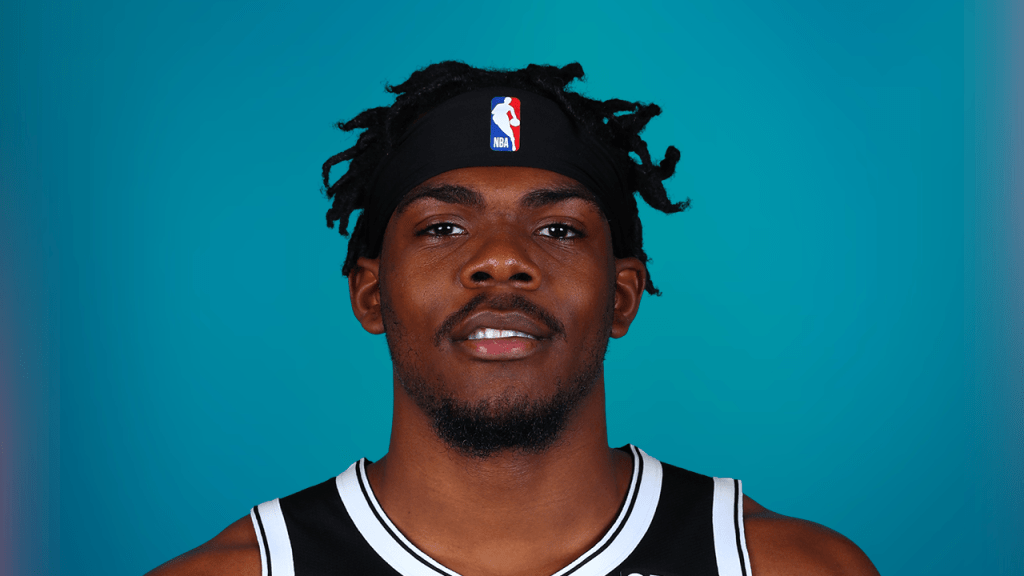 Day’Ron Sharpe to become an unrestricted free agent