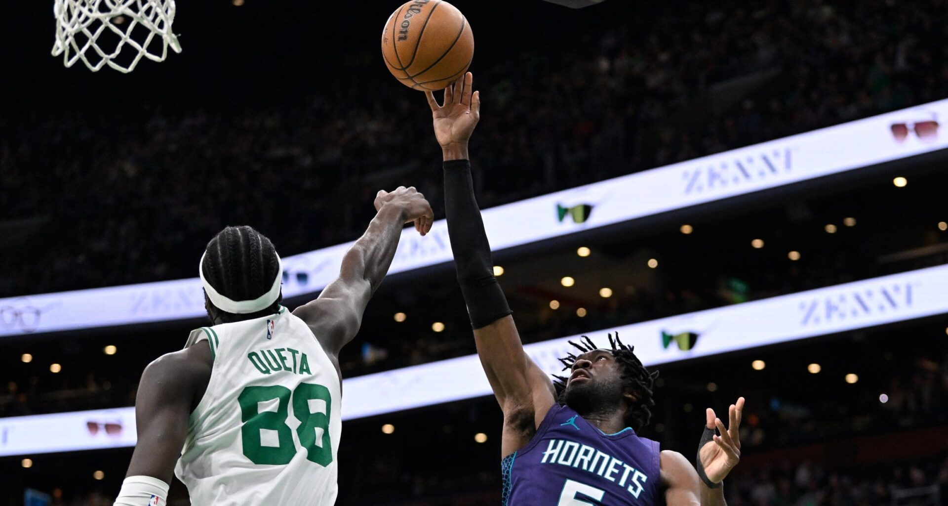 Mark Williams' Future Hangs as Hornets Eye NBA Trade