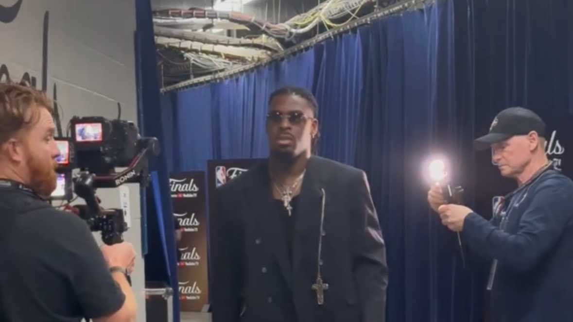 Thunder walk into Paycom Center ahead of Game 7