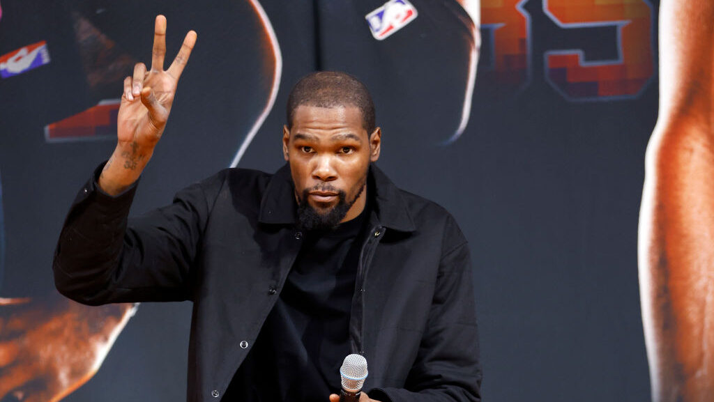 Kevin Durant of the Phoenix Suns acknowledges the crowd during a press conference at Footprint Cent...