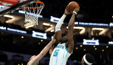 The Suns' deal for Mark Williams is now official...