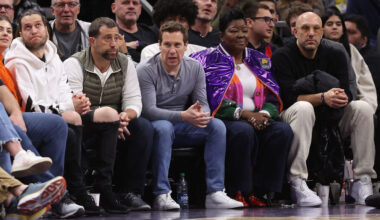 Justin Ishbia and Mat Ishbia, center, are pursuing ownership in the Chicago White Sox....