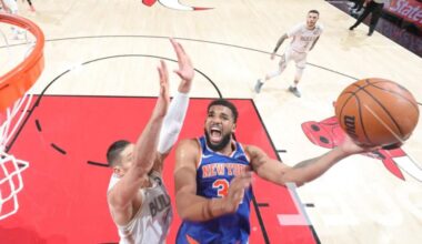 Knicks run out of gas in ugly loss to Bulls