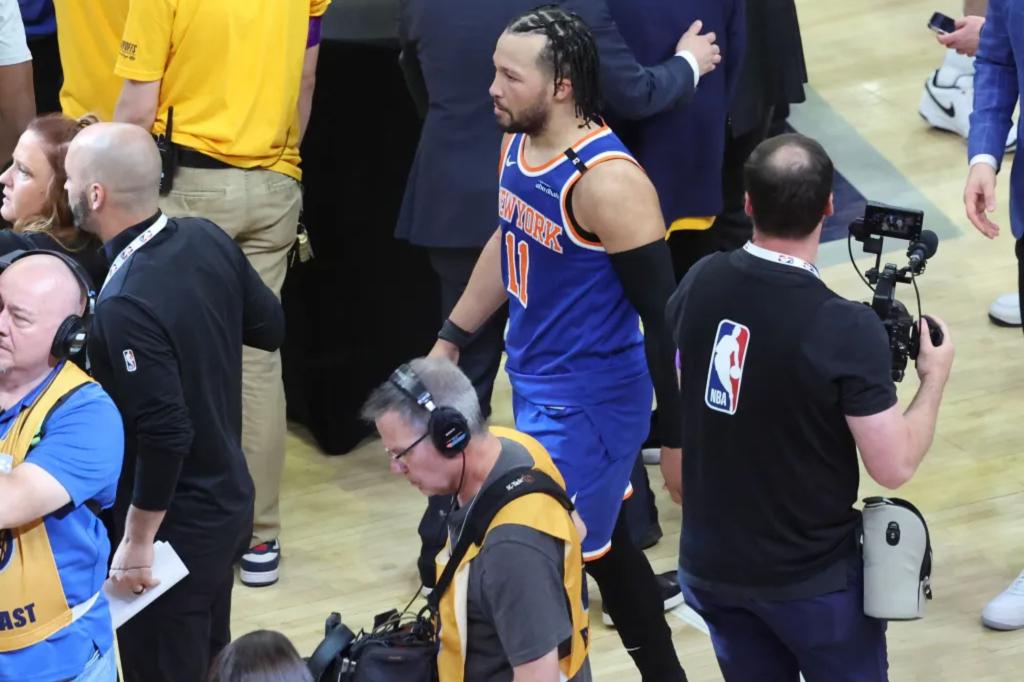 Knicks demolished in second half as season ends with Game 6 dud
