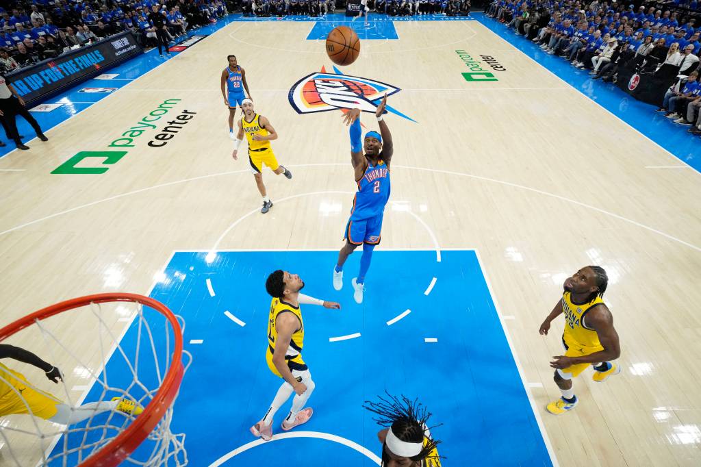 Shai Gilgeous-Alexander of the Oklahoma City Thunder shooting during an NBA Finals game.