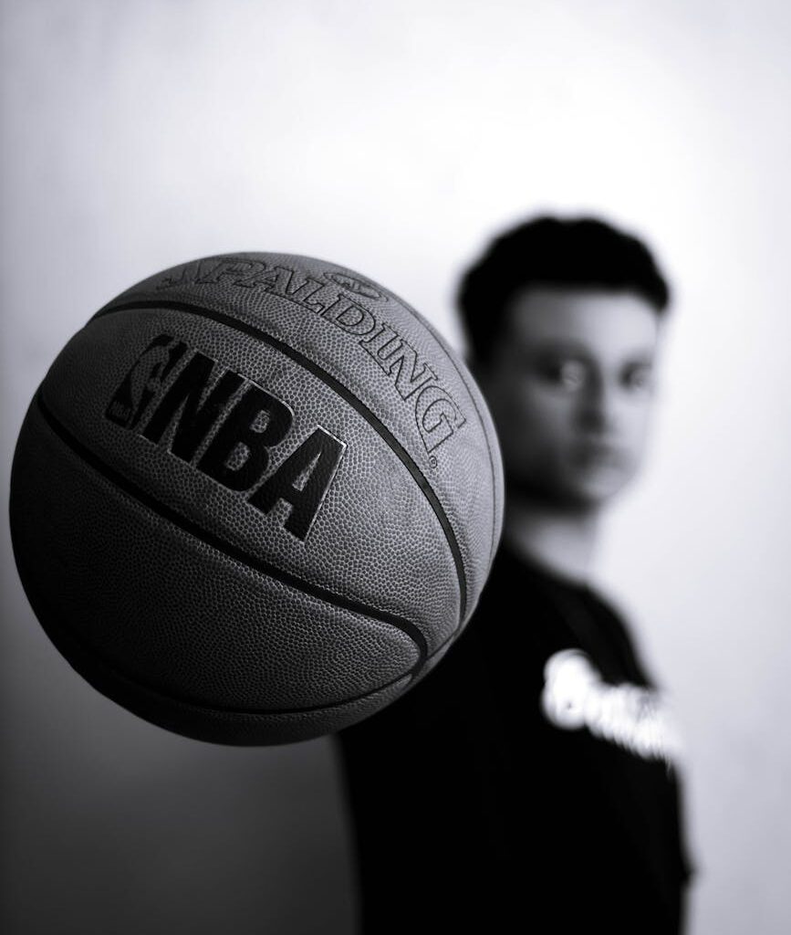 Giannis Antetokounmpo Eyes Greatness with Bucks 2025