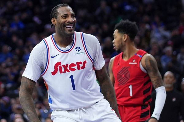 Sources: 76ers' Andre Drummond picks up $5M option for '25-26