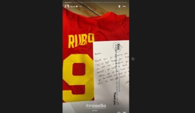 A note from Ricky Rubio thanking Phoenix Suns guard Devin Booker. (Devin Booker on Instagram)...