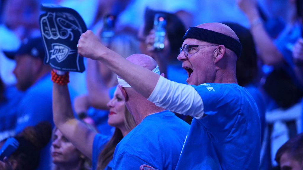 Mayor Holt shares Thunder message ahead of historic match