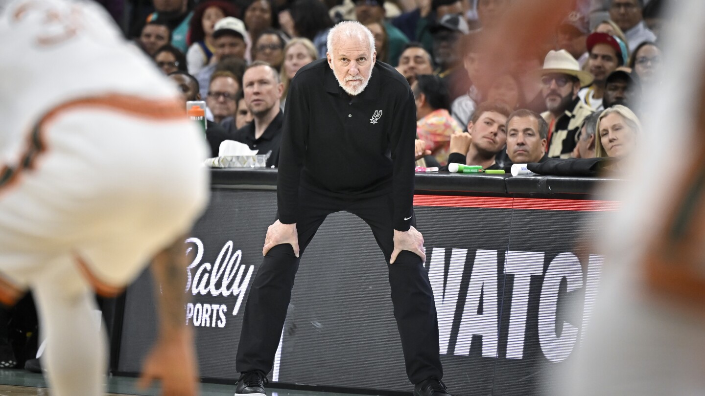 Gregg Popovich has medical incident in restaurant, is resting at home, AP source says